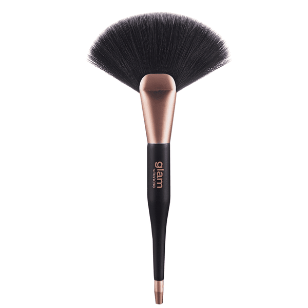 Glam By Manicare Highlight Contour Fan Brush GD2